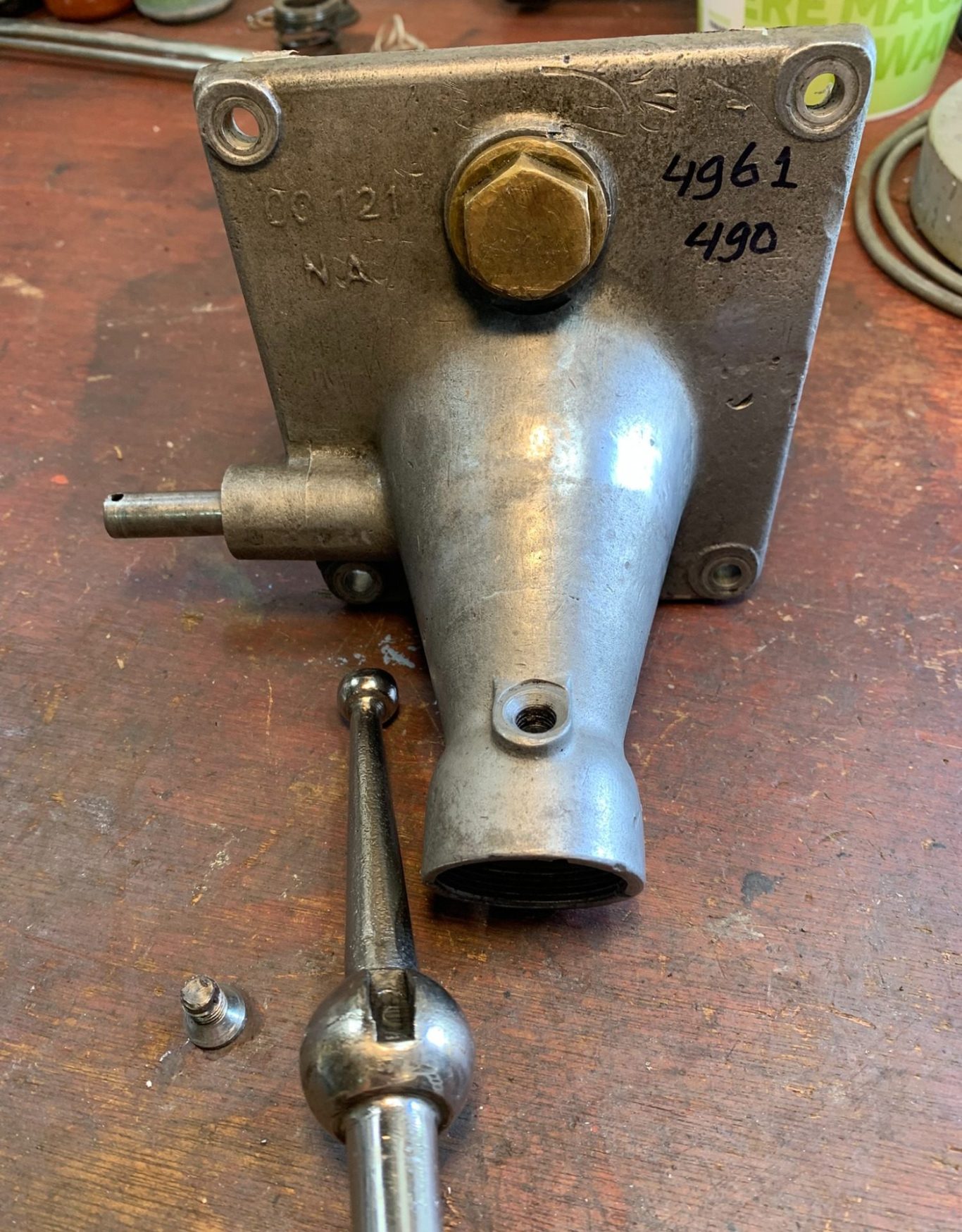 New centering nut - gearbox